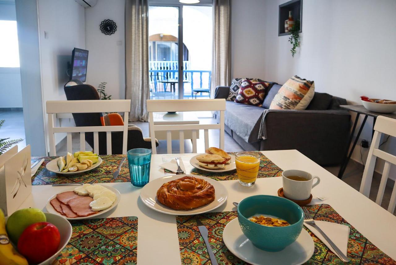 Alex'S Vacation Suite - 100M From The Beach - 6 Guests Paphos Exterior foto